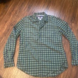 Mens Tommy Hilfiger button down shirt